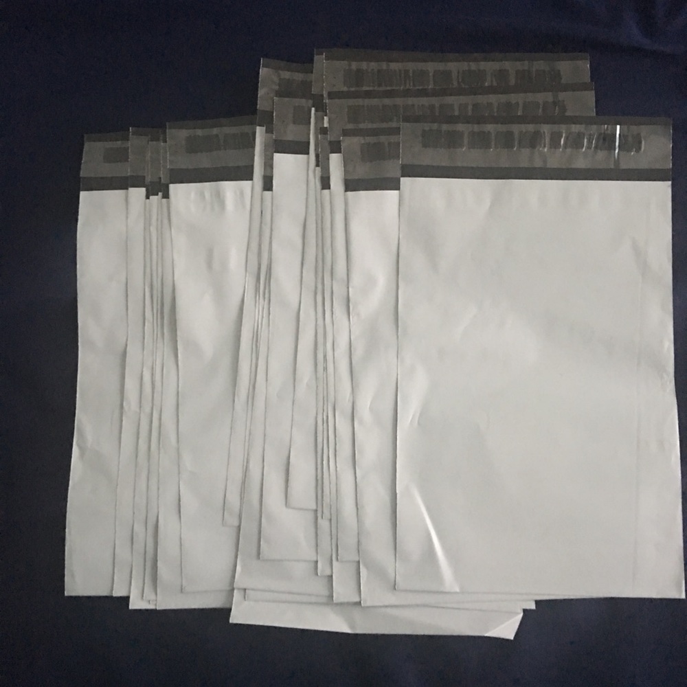 20 poly mailers size 6x9 white